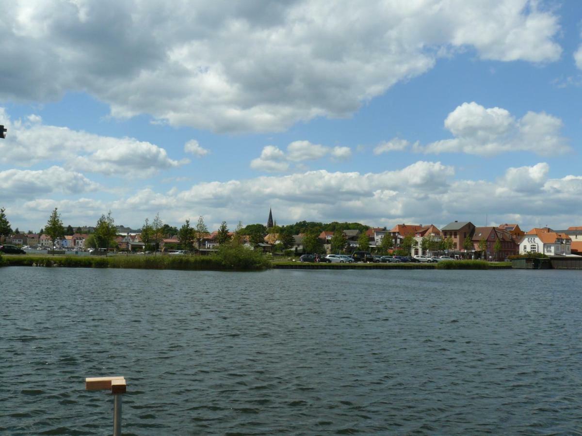 Kleines Ferienhaus Am Feldrand 马尔乔 外观 照片